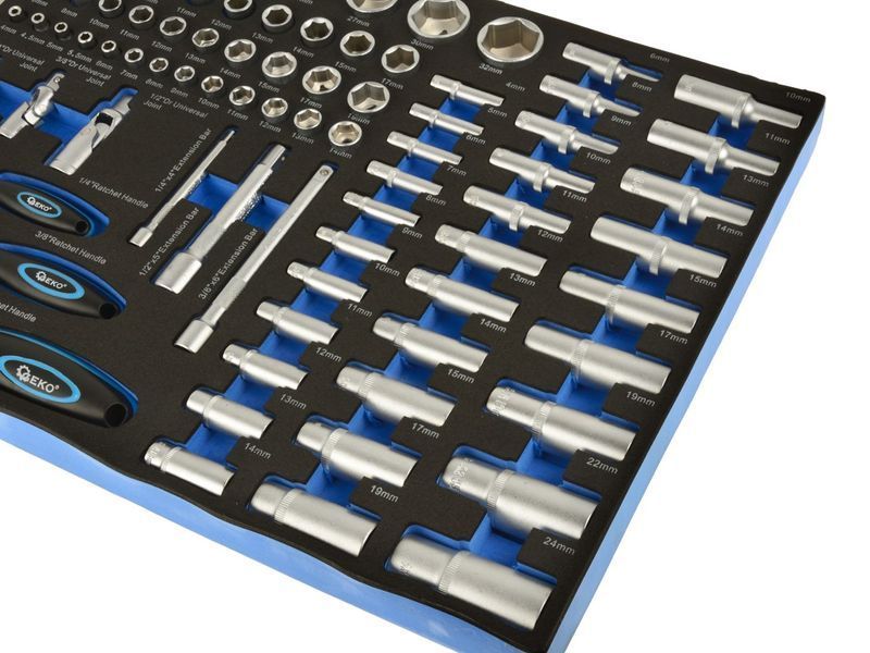 Набір торцевих головок з тріскачкою 1/4"- 1/2" 80 штук на ложементе Geko G10833A G10833A фото