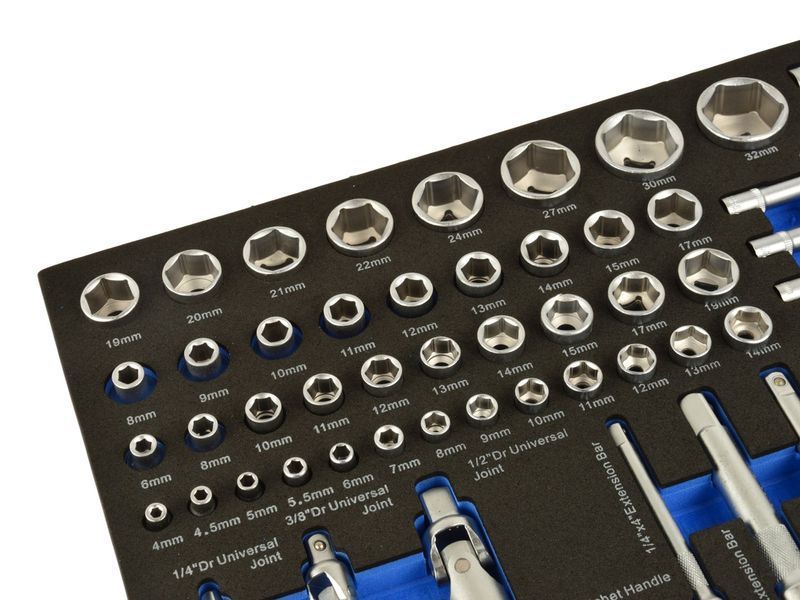 Набір торцевих головок з тріскачкою 1/4"- 1/2" 80 штук на ложементе Geko G10833A G10833A фото